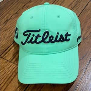 Titleist golf hat
